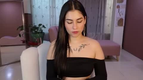 Amy online show from November 2025 08:43:01 PM