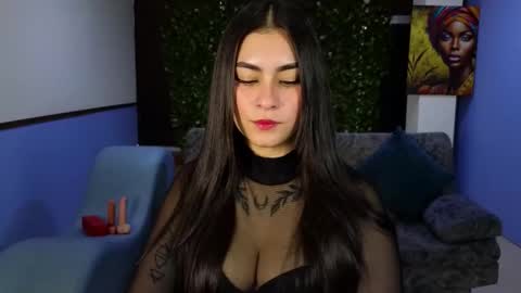 Amy online show from November 2025 07:36:02 PM