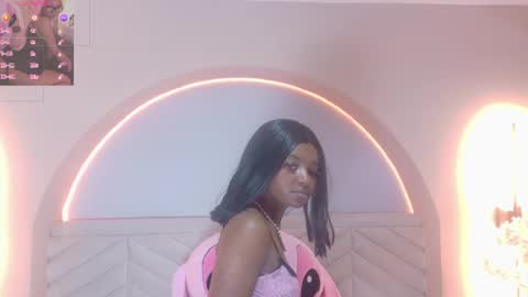 Snapshot of amy_miller2 chatting on April 2026 08:03:02 PM Amy online show from April 2026 08:03:02 PM