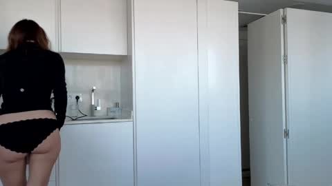 girl next door named Amy online show from April 2026 07:34:01 AM