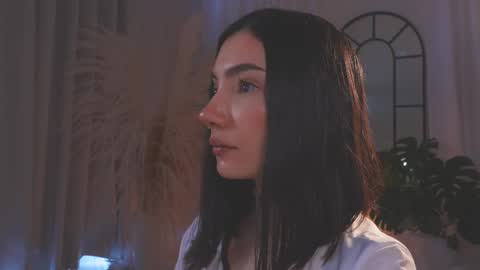 Amy Armstrong online show from November 2025 02:15:01 PM