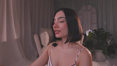 Amy Armstrong online show from April 2026 11:16:01 PM