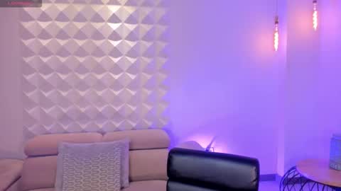 Snapshot of amydavis_ chatting on December 2025 08:03:02 PM Amy online show from December 2025 08:03:02 PM