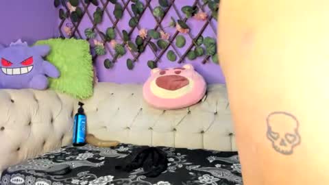 Amy Kamila online show from September 2025 05:09:01 AM