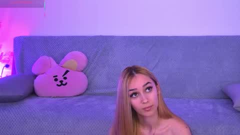 amykentt online show from April 2026 02:38:01 PM