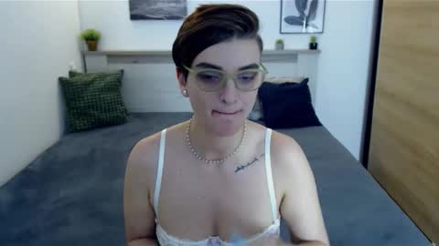 Snapshot of amylexy chatting on December 2025 03:44:02 AM Hi there guys My pleasure in your hands pvt is open online show from December 2025 03:44:02 AM