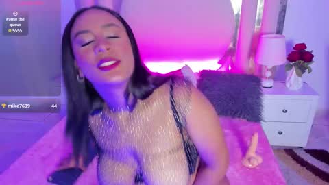 Snapshot of amymasson chatting on December 2024 05:37:02 PM Amy online show from December 2024 05:37:02 PM