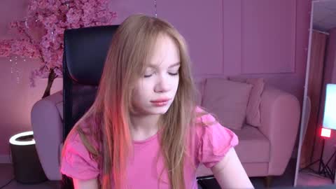 Amy online show from April 2026 05:16:01 AM