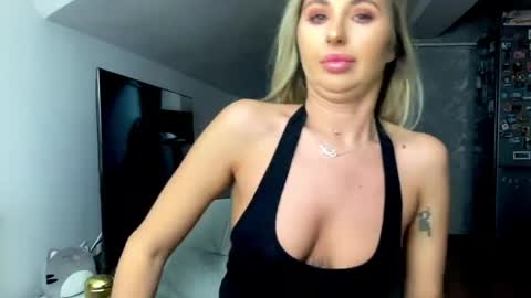 amyroberta92 online show from March 2026 06:46:02 AM