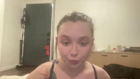 Snapshot of amythrill chatting on September 2025 05:30:01 AM Amy Thrill online show from September 2025 05:30:01 AM