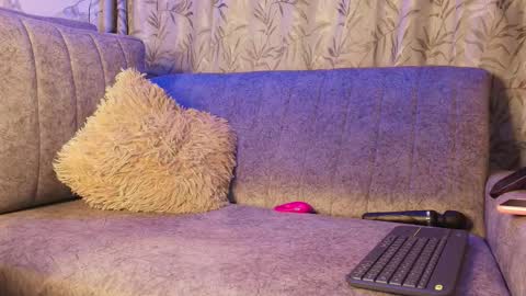 IG amyw0w   online show from January 2026 03:11:01 AM