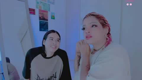 Snapshot of amyy_rouse chatting on August 2026 05:00:02 PM Collinns online show from August 2026 05:00:02 PM