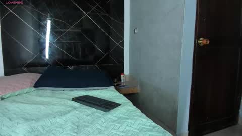 Ana  online show from March 2026 11:39:01 AM