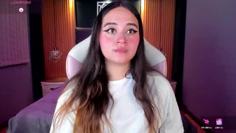 Snapshot of ana_taylor2 chatting on September 2025 08:45:01 PM Ana online show from September 2025 08:45:01 PM