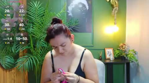 Snapshot of anaa_rosee chatting on June 2026 12:39:01 PM Ana online show from June 2026 12:39:01 PM