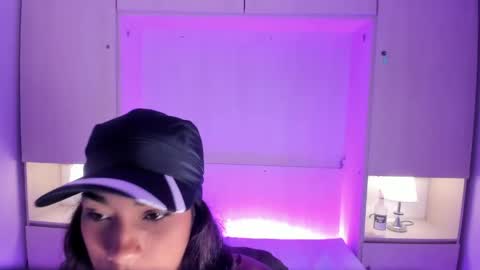 anaacollins_ online show from April 2026 01:41:02 PM