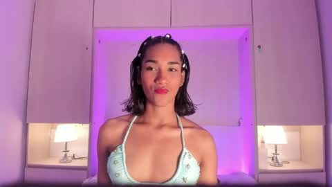 anaacollins_ online show from April 2026 12:11:02 PM