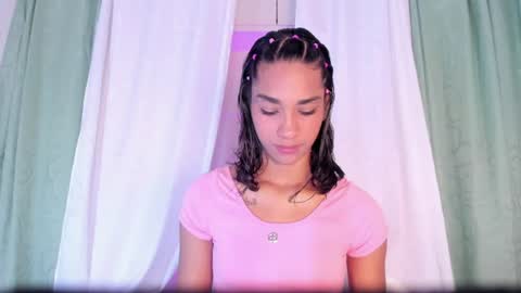 Snapshot of anaacollins_ chatting on July 2026 12:01:01 PM anaacollins_ online show from July 2026 12:01:01 PM