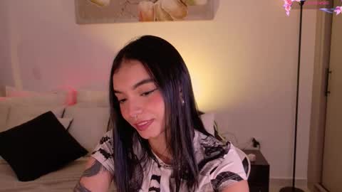 Snapshot of anabelwolf chatting on March 2026 04:14:02 PM ANABEL WOLF online show from March 2026 04:14:02 PM