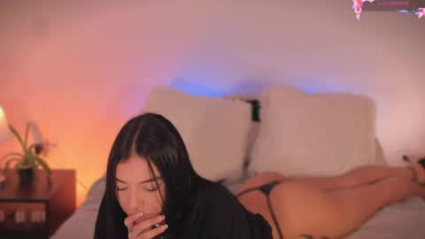 Snapshot of anabelwolf chatting on May 2026 04:12:01 PM ANABEL WOLF online show from May 2026 04:12:01 PM