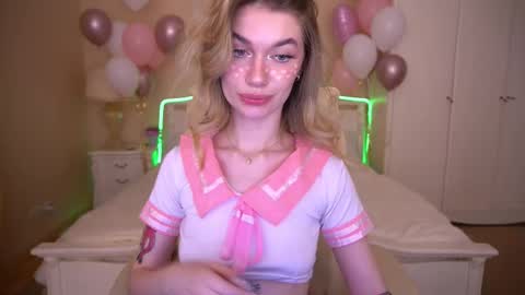 Snapshot of anacondaon chatting on February 2025 09:38:01 PM Nika online show from February 2025 09:38:01 PM