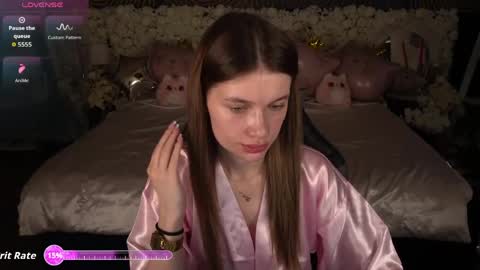 Nika online show from April 2026 01:20:01 PM