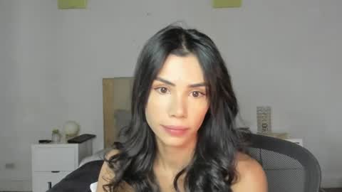 Snapshot of anahenao chatting on July 2026 06:48:02 PM Ana Henao or Annie... Follow me ahenaocb Insta X online show from July 2026 06:48:02 PM