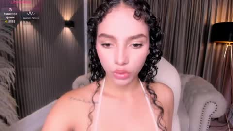 Anahi Curlie online show from May 2026 10:53:01 AM