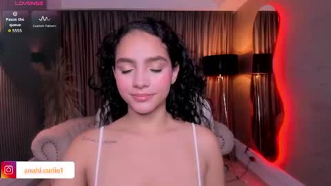 Snapshot of anahi_curlie1 chatting on June 2026 11:24:02 AM Anahi Curlie online show from June 2026 11:24:02 AM