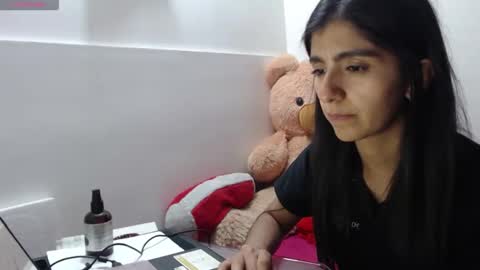 Snapshot of anahibrowns95 chatting on June 2026 11:43:02 PM Anahi Browns online show from June 2026 11:43:02 PM