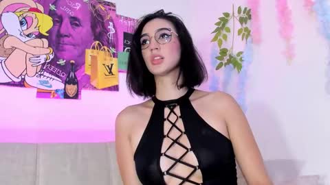 Anah online show from February 2026 02:02:01 PM