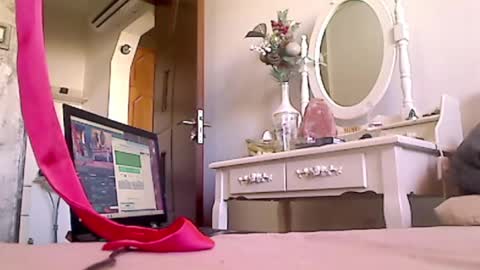 Snapshot of anaiserebel chatting on January 2025 09:15:01 AM anaiserebel online show from January 2025 09:15:01 AM