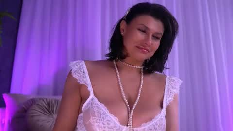 Anais online show from February 2026 05:08:01 AM