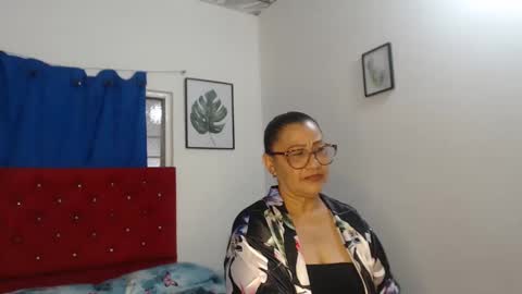 Snapshot of anaiss_hornyz chatting on October 2025 08:35:01 PM Libby online show from October 2025 08:35:01 PM