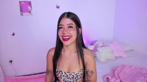 Snapshot of analia_collins chatting on January 2025 10:24:02 PM Ana online show from January 2025 10:24:02 PM