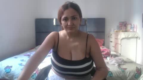 Snapshot of analy_hot chatting on May 2026 09:42:02 PM analy_hot online show from May 2026 09:42:02 PM