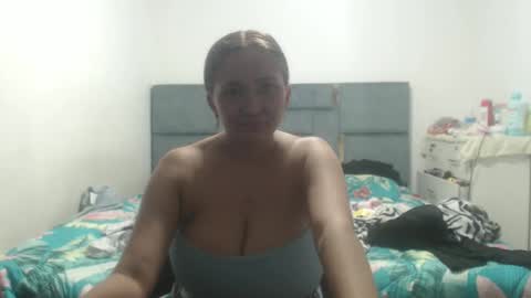 Snapshot of analy_hot chatting on May 2026 04:08:02 AM analy_hot online show from May 2026 04:08:02 AM