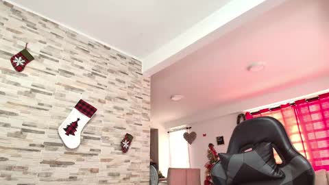 ana  online show from December 2024 04:40:01 PM