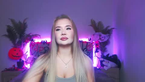 anastacyyellig online show from November 2025 08:43:02 PM