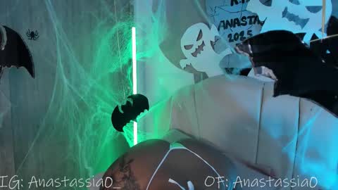 Anastassia online show from November 2025 03:52:02 AM
