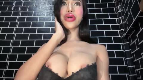 anawalters online show from December 2025 05:19:02 PM