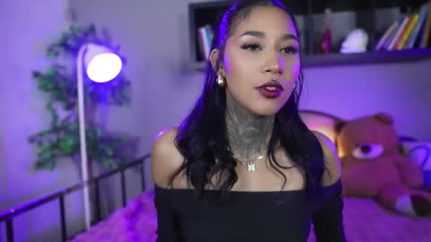 anaya_olyx online show from October 2025 06:34:02 AM