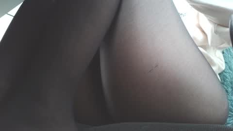 Snapshot of anddrea_ chatting on January 2026 12:21:01 PM online show from January 2026 12:21:01 PM