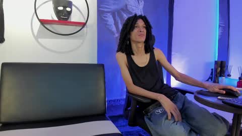 anddy_hugecock online show from May 2026 07:44:01 PM