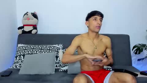 Ander Arias online show from November 2025 03:41:01 AM