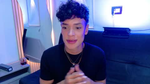 Ander  online show from May 2026 12:20:01 PM