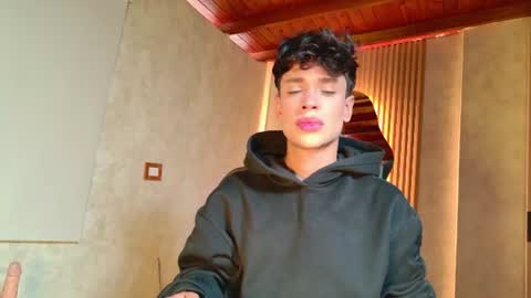 Ander  online show from June 2026 01:04:01 PM