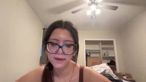 Snapshot of anditspinkxo chatting on June 2026 04:25:01 AM anditspinkxo online show from June 2026 04:25:01 AM