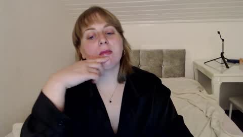 Snapshot of andorphina chatting on March 2026 08:38:01 PM Andorphin online show from March 2026 08:38:01 PM