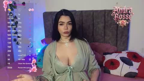 Andra de la Rosse online show from July 2026 02:53:02 PM